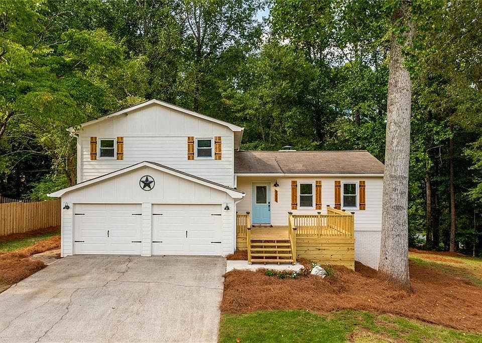 1st image of 302 Summer Ct