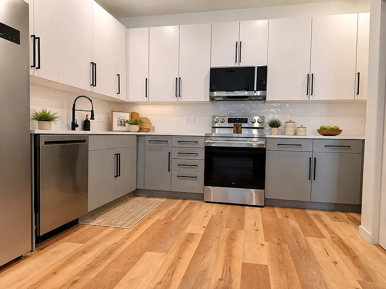 326 Fox Dr — Photo 3