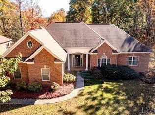 1413 Callaway Springs Dr, Forest, VA 24551