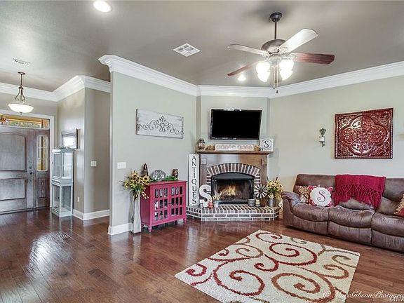 3rd image of 2103 Quail Creek Ln