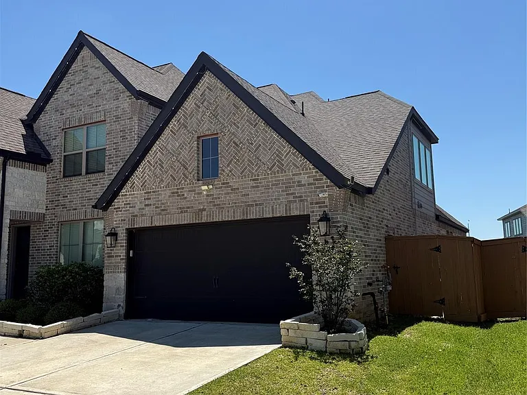 563 Santa Rosa Hills Dr — Photo 4