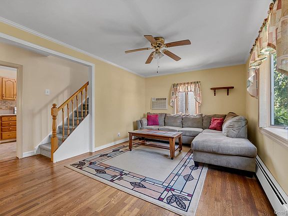 2nd image of 54 Sullivan Road