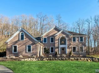 707 Ramapo Valley Rd, Mahwah, NJ 07430