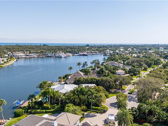 2nd image of 501 Bay Dr