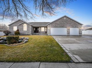 4067 W Red Tail Dr, Riverton, UT 84065