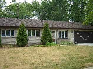 185 Maricopa Ln, Hoffman Estates, IL