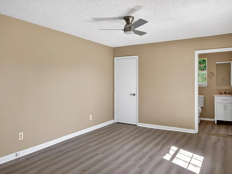 3932 Atlanta Dr — Photo 25
