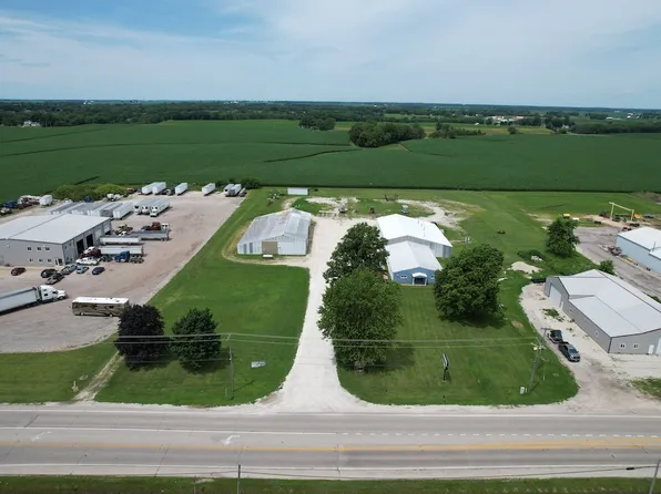 1420 N Main St, Monmouth, IL 61462