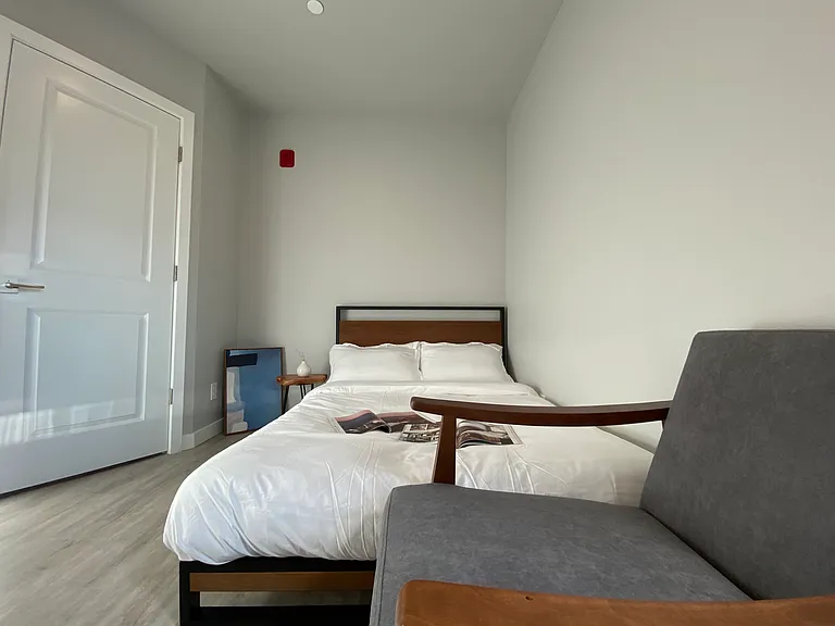 Ace Apartments — Photo 7