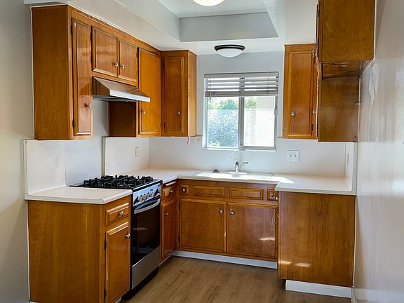 3rd image of 88 El Nido Ave APT 10