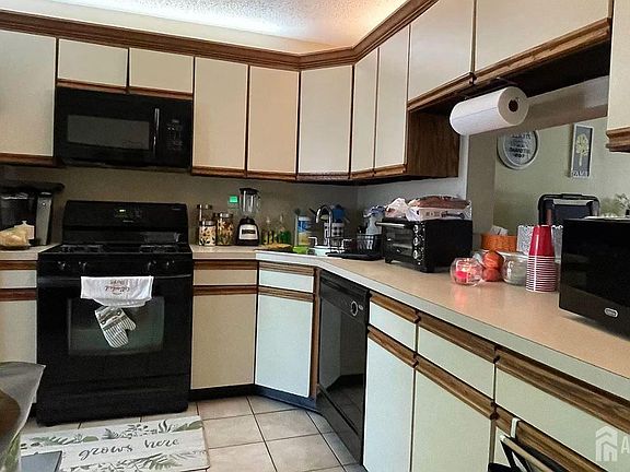 4th image of 215 Patriots Ct #2801