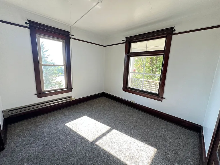 910 N 22nd Ave W #2 — Photo 9