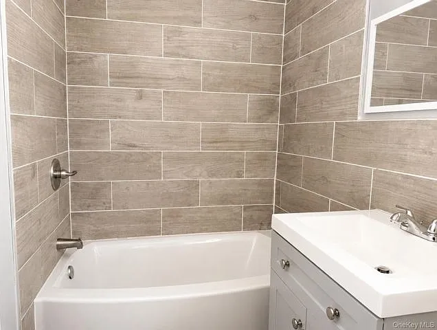 19 Orchard St #2 — Photo 8