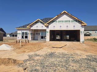 902 Nora Eloise Dr, Bonaire, GA 31005