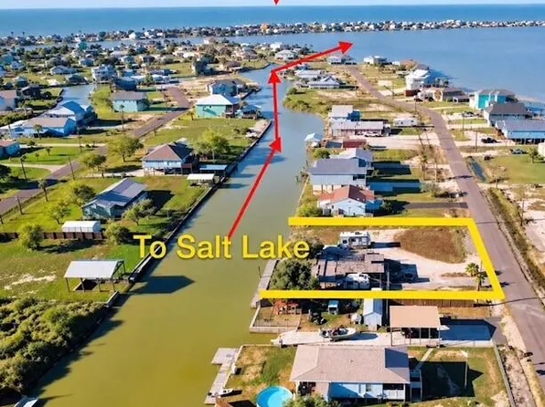 106&108 Lakeview Dr, Rockport, TX 78382