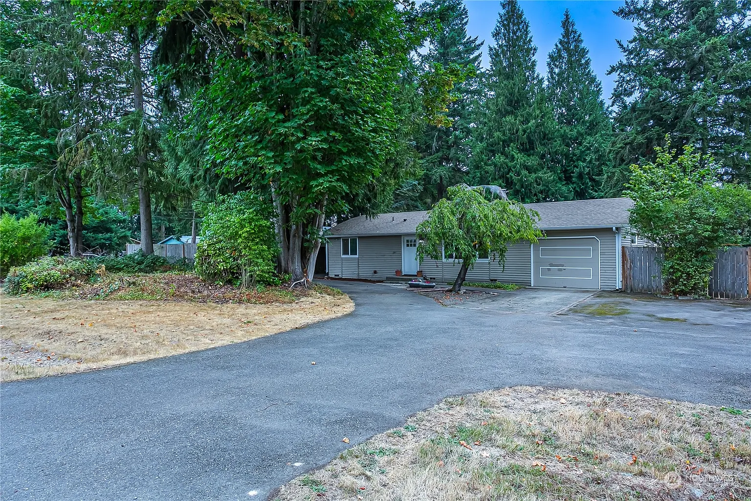 10017 229th Avenue E photo 1