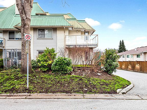 5th image of 22275 123rd Ave #101