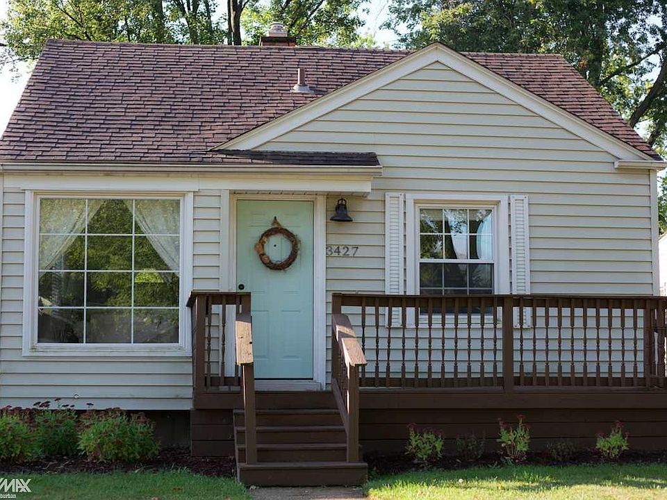 1st image of 3427 Hunter Ave