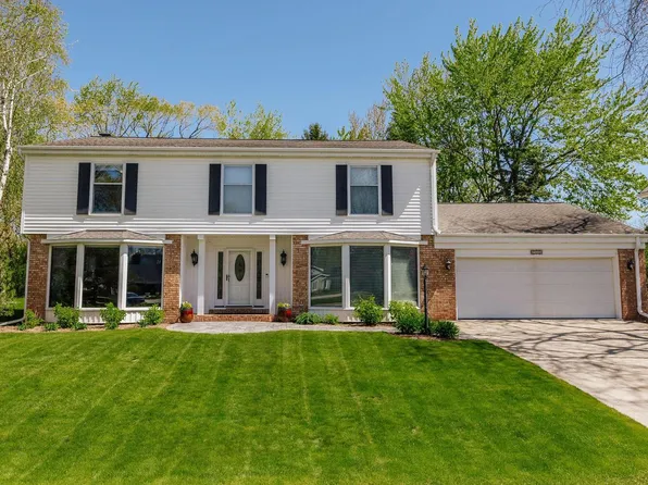 3330 West Burgundy COURT, Mequon, WI 53092