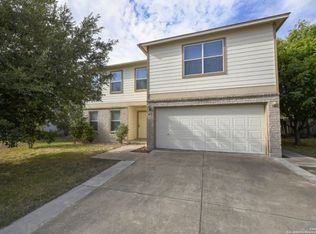 647 Northlake Dr, New Braunfels, TX 78130