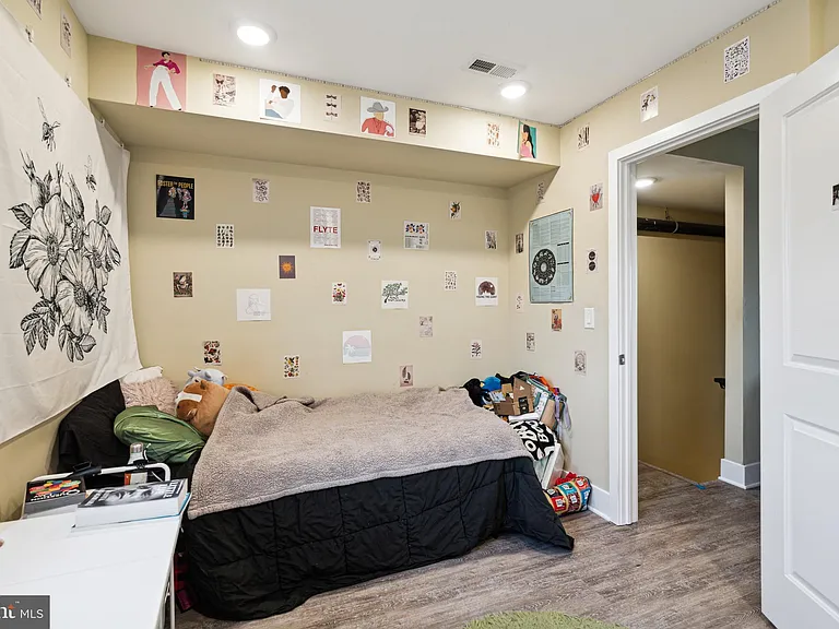 2214 N Camac St #1 — Photo 13