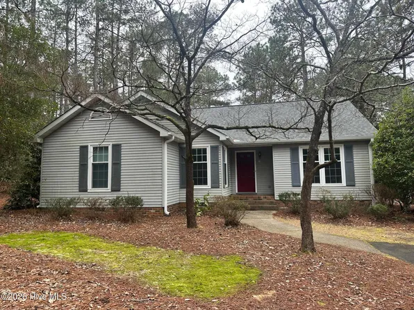 1624 E Indiana Ave Unit 10, Southern Pines, NC 28387