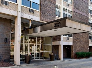 3033 N Sheridan Rd APT 709, Chicago, IL 60657
