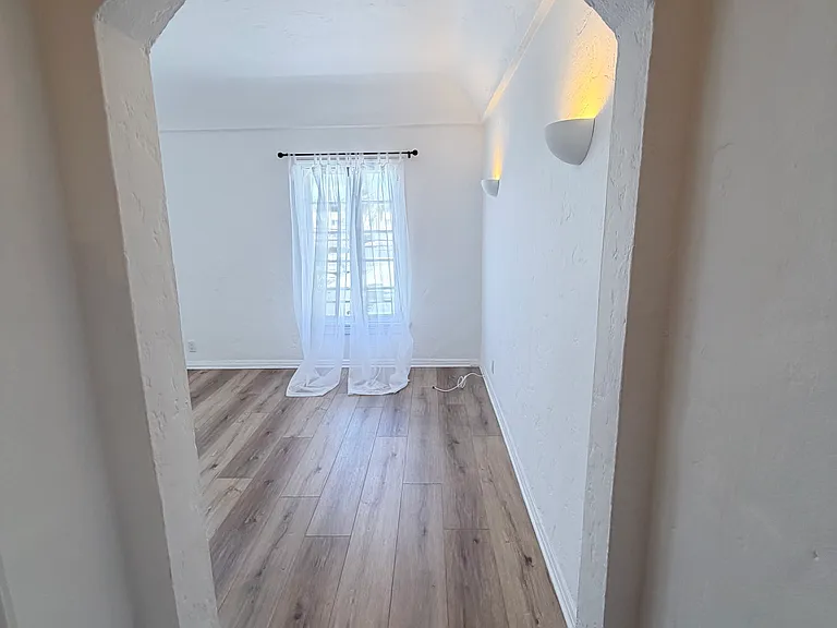 238 N Clark Dr #7 — Photo 12