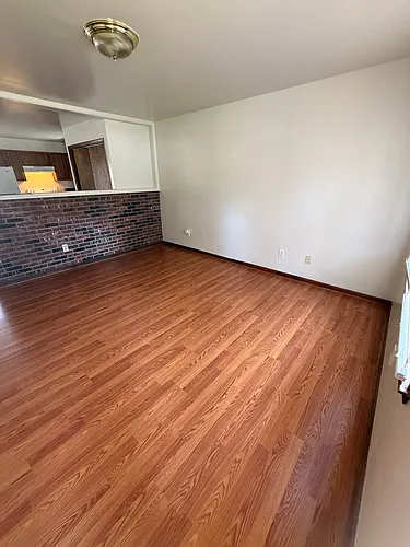 1271 Jaclyn Ln Photo 1