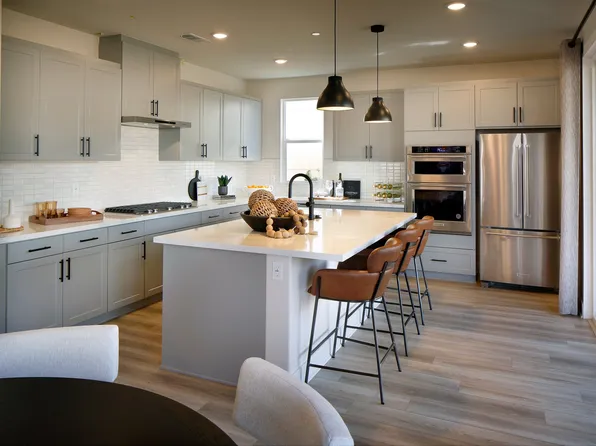 8533 Tamarack St, Chino, CA 91708