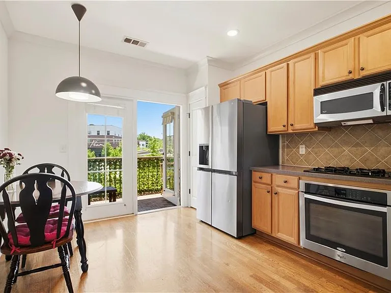 655 Mead St SE #11 — Photo 7