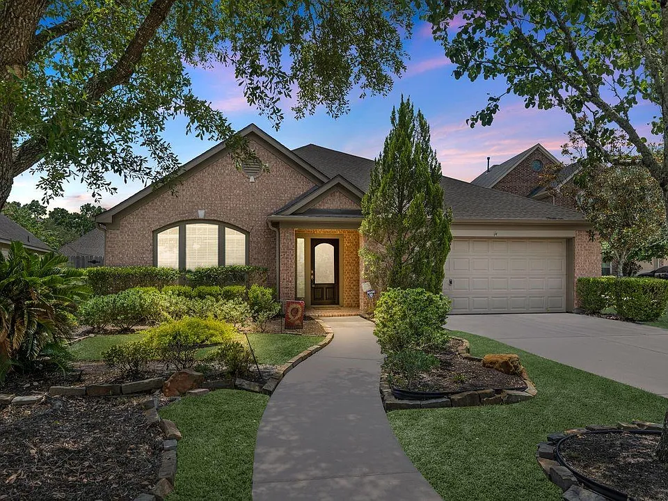 27723 Amy Willow Ln