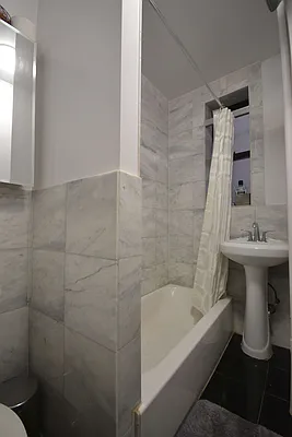 Rented by Bold New York | media 15