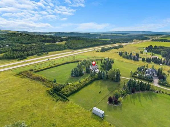 176053 N 174th Ave W #200, Foothills County, AB T1S 0Z9