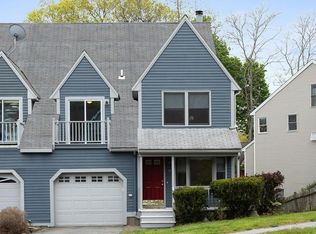 16 Midgley Ln, Worcester, MA 01604