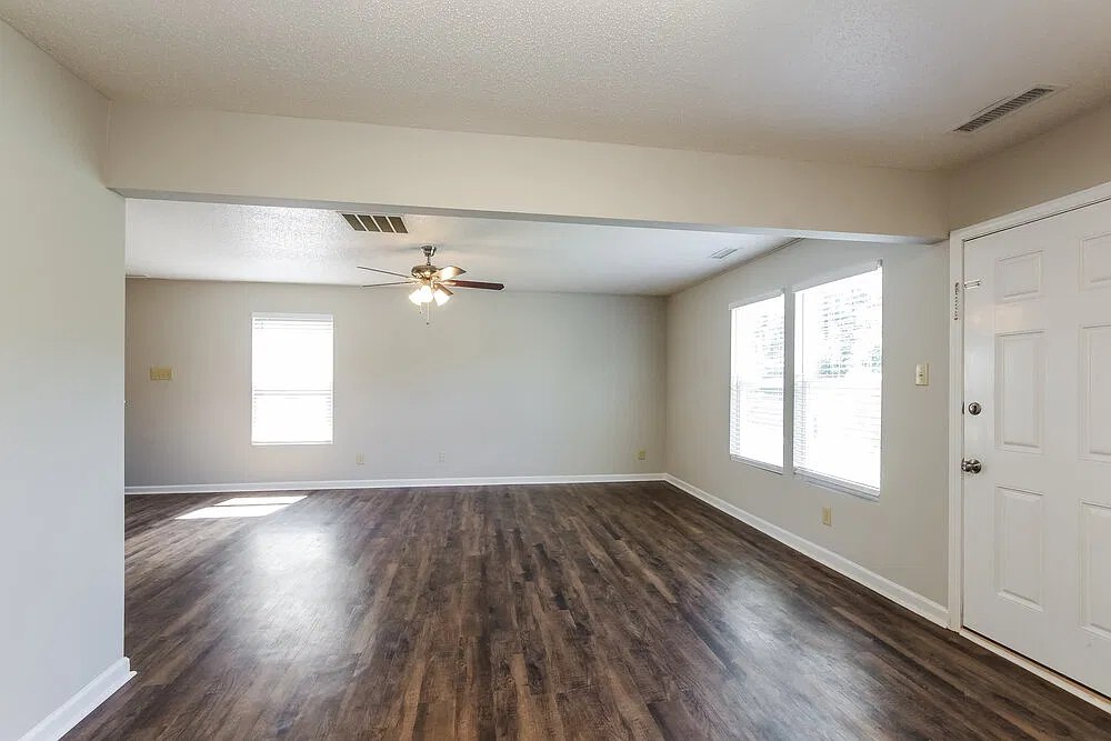 3 bed, 2.5 bath, 1520 sqft, $2,650 — Photo 4