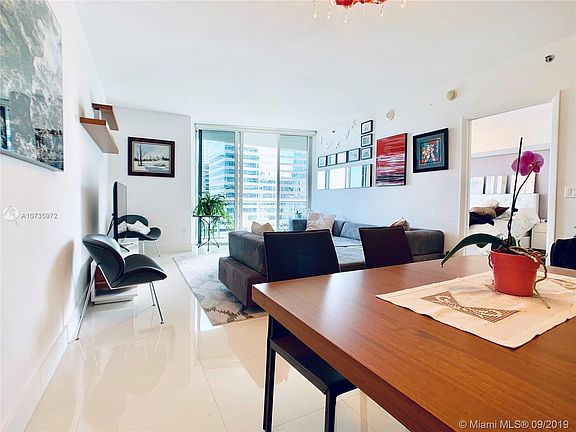 5th image of 495 Brickell Ave APT 1107
