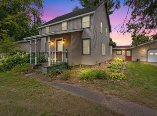 W8623 Broadway Rd, Shawano, WI 54166