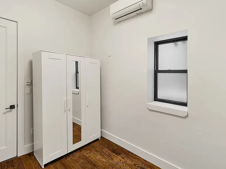 12 Belvidere St #3B — Photo 6