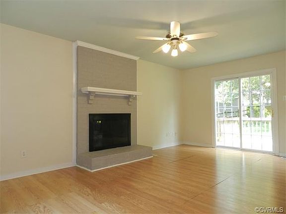 2nd image of 5205 Fairlake Ln