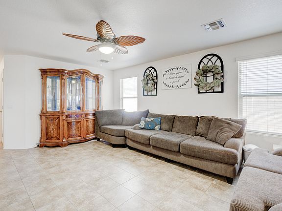 3rd image of 38195 N Reynosa Dr