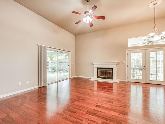 4th image of 2293 E Desert Island Dr