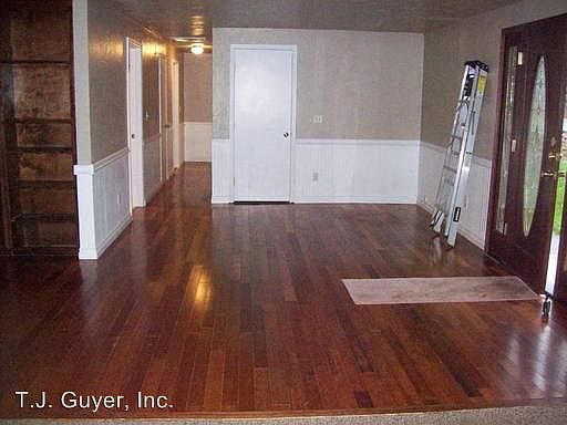 2nd image of 221 W Branch St