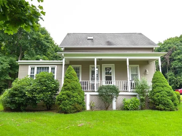 20 Warren Ave, Cranston, RI 02920