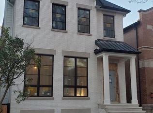 2145 W Grace St, Chicago, IL 60618