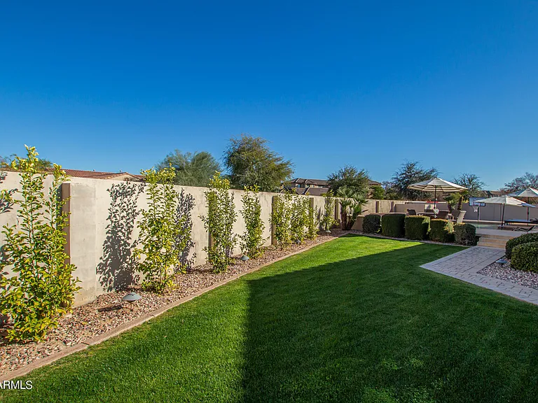 885 W Palo Brea Dr — Photo 59