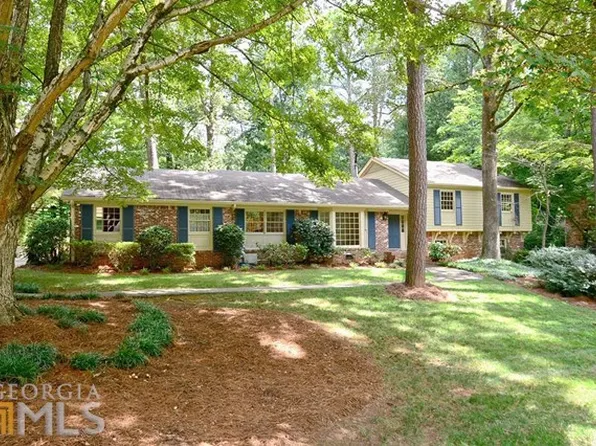 1638 Rainier Falls Dr, Atlanta, GA 30329