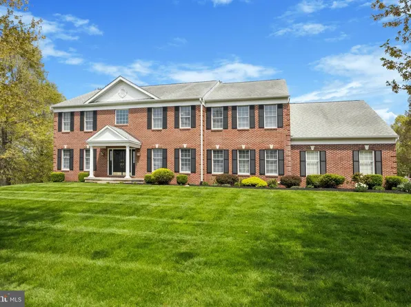1153 Meghan Ct, West Chester, PA 19382