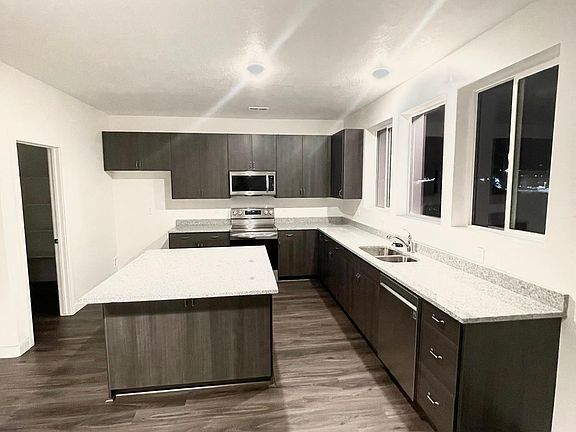 2nd image of 4706 Miramonte Way #20