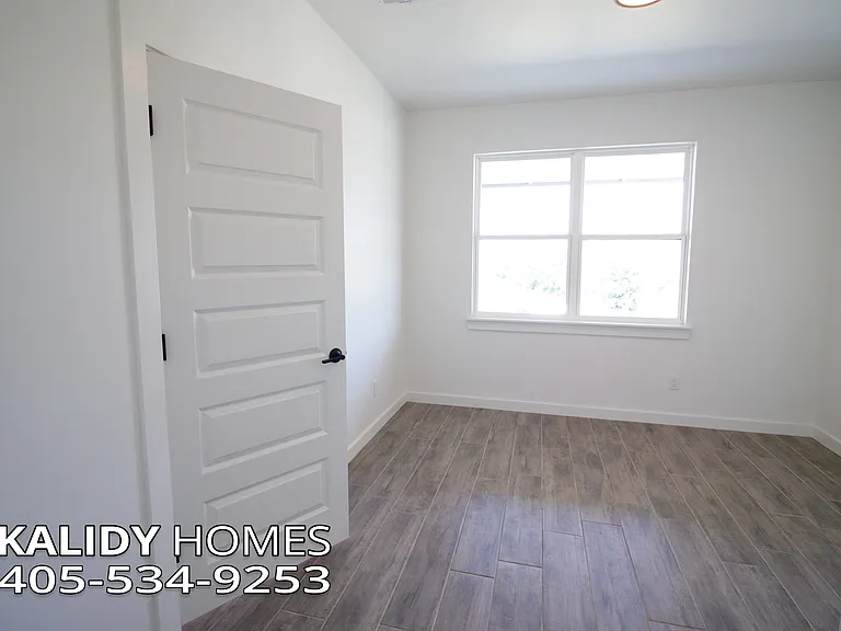 2141 Kalidy Dr — Photo 27